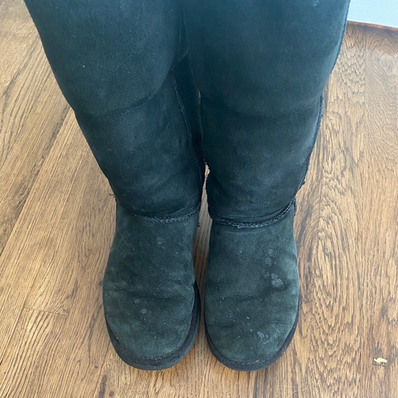 Classic Tall Black Ugg Boots - Picture 5 of 5